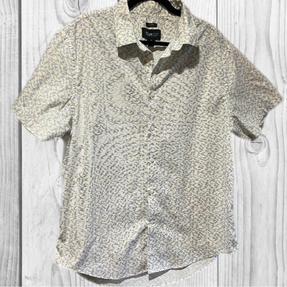 Awareness kenneth cole button up short sleeve slim fit size XL